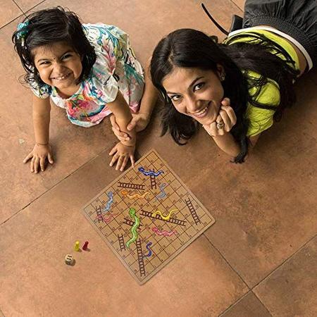 Gamie Wooden Snakes and Ladders Board Game, Conjunto Completo com