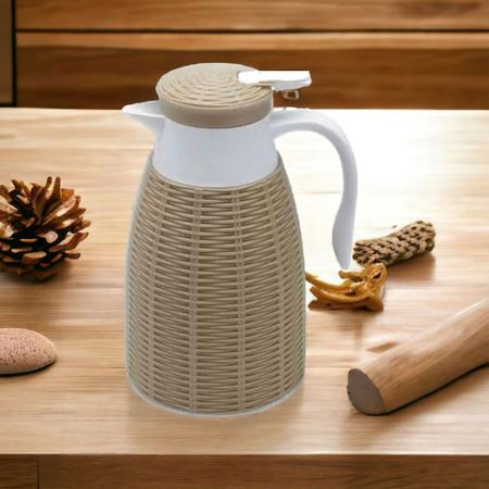 Imagem de Garrafa termica 1 litro para chá e café revestida em ratan