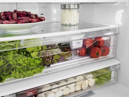 Imagem de Geladeira/Refrigerador Electrolux Frost Free Inox