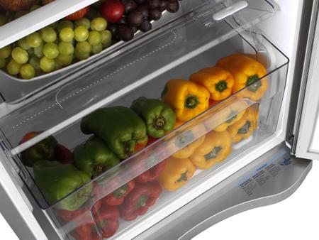 Imagem de Geladeira/Refrigerador Electrolux Frost Free Inox