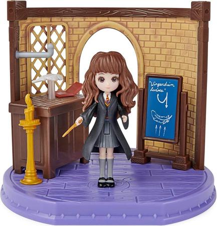 Harry Potter Sala De Aula Feitiços Boneca Da Hermione Sunny - Bonecas -  Magazine Luiza