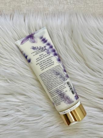 Imagem de Hidratante corporal original Lavender & Vanilla Victoria Secret's 236 ml