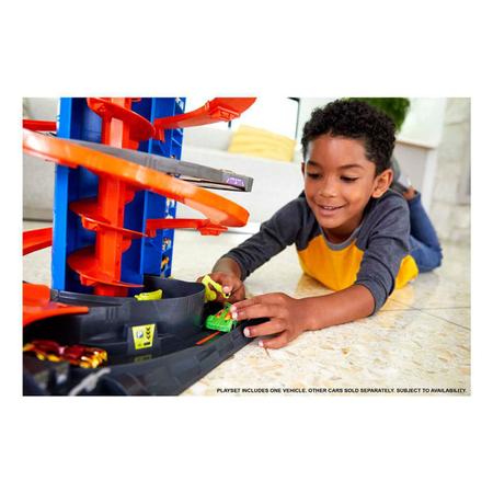 Pista Hot Wheels City Ultimate Mega Garagem Mattel em Promoção na