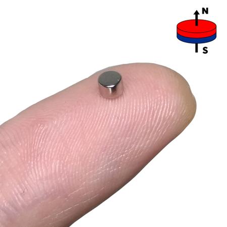 Imagem de Ima De Neodímio / Super Forte / 3mm X 2mm * 50 Peças *