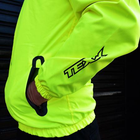 Corta vento cheap verde fluorescente