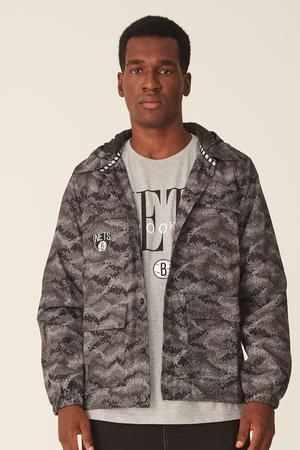 Corta vento best sale camuflado nba