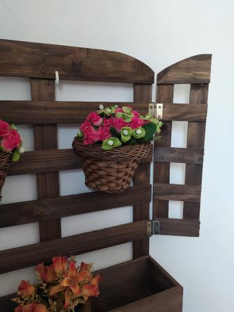 Imagem de Jardim vertical painel de madeira para flores decoração rústica artesanato mineiro cor imbuia