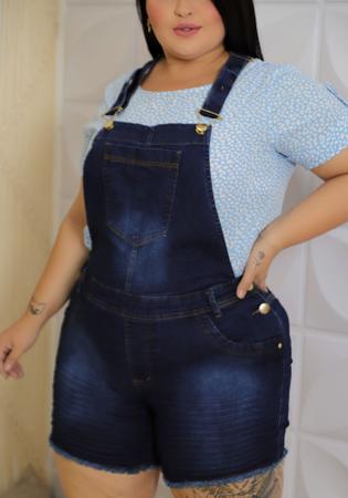 Imagem de Jardineira jeans feminina plus size c/ lycra