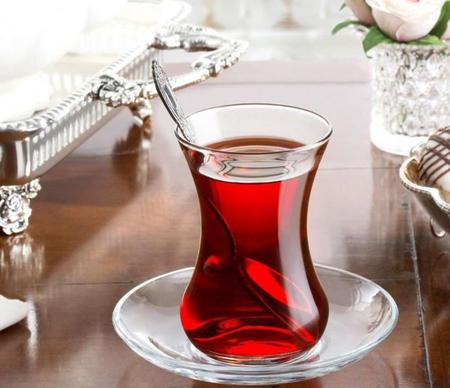 Close up do jogo de chá turco