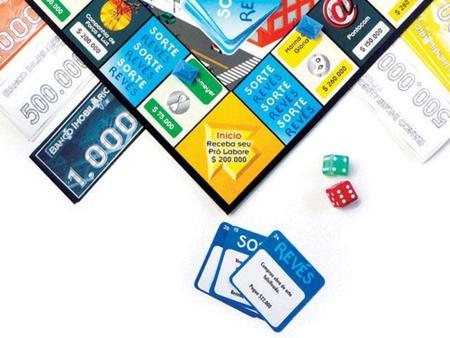 Jogo de Tabuleiro Sra Monopoly Meninas Banco Imobiliário Hasbro - Jogos de  Tabuleiro - Magazine Luiza