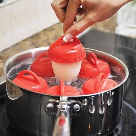 Jogo Com 4 Formas Para Cozinhar Ovos Magic Egg Em Silicone