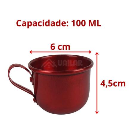 jogo de chá dourado com bule de chá de bandeja e copos no estilo vintage da  loja de antiguidades 17334585 Foto de stock no Vecteezy