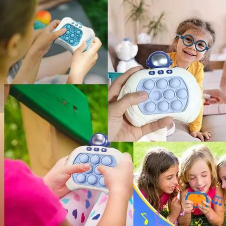 Jogo De Reflexo, Memória E Agilidade Speed Pass Game Machine - Fun Games -  Dados - Magazine Luiza