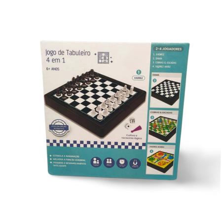 Conjunto de ícones de jogos de tabuleiro. xadrez, dominó, cartas de jogo e  dados. atividade de lazer, entretenimento.