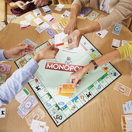 Jogo de Tabuleiro Monopoly Batalha dos Peões HASBRO GAMING C0087