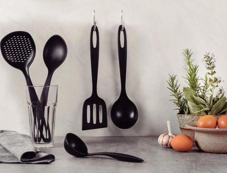 Jogo De Utensílios Tramontina Ability 5 Peças Em Nylon Preto By Bsmix Imagem de Jogo De Utensílios Tramontina Ability 5 Peças Em Nylon Preto By Bsmix