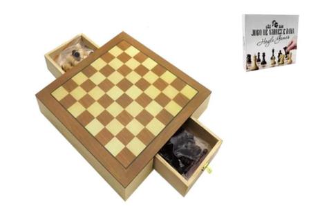 Jogo de Xadrez e Dama 2 em 1 tabuleiro dobrável de madeira todas as peças  de madeira feche de metal - Hoyle Games - Jogo de Dominó, Dama e Xadrez -  Magazine Luiza