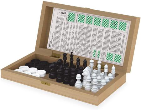 Tabuleiro de damas com fichas jogo de tabuleiro lógico de damas de fundo  branco