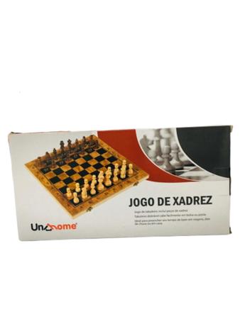 Jogo de Xadrez Oficial Tabuleiro Madeira 42x42cm - Rei 10cm - Futura  Brinquedos - Jogo de Dominó, Dama e Xadrez - Magazine Luiza