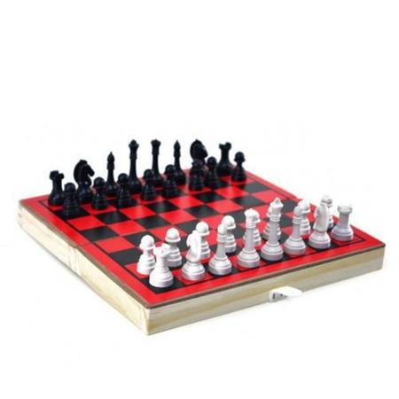 Jogo de xadrez de madeira - Brinquedos - Colaborações - ROUPA - Menina -  Crianças 