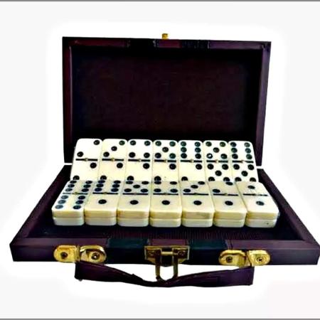 jogo de dominó colecionadores em aluminio com maleta em madeira - Hobbies e  coleções - Jardim da Penha, Vitória 1204951688