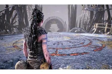  Hellblade: Senua's Sacrifice (PS4) : Video Games