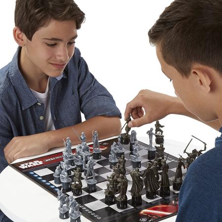 Jogo star wars xadrez b2345 - HASBRO - Jogo de Dominó, Dama e