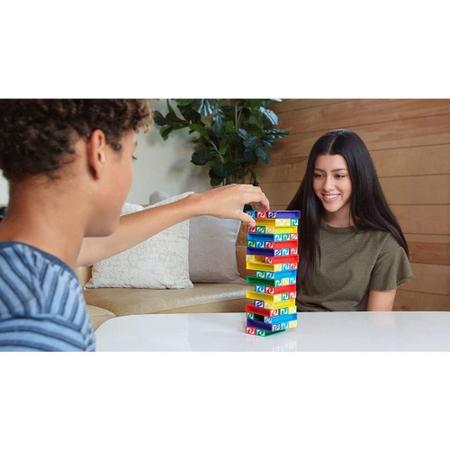 VEJA COMO JOGAR UNO STACKO - O jogo de UNO misturado com o jogo JENGA 