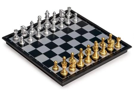 Imagem de Jogo Xadrez Dobrável Magnético Chess Peças Cor Ouro/prata 32CM