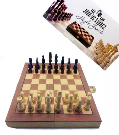 Jogo de Xadrez tabuleiro e peças madeira oficial