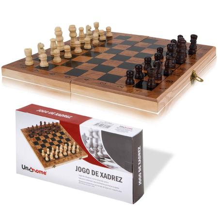 Jogo de xadrez Dobrável Peças e Tabuleiro em Madeira 24 x 24 - Uny Home -  Jogo de Dominó, Dama e Xadrez - Magazine Luiza