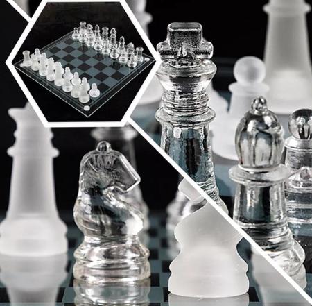 Jogo De Xadrez Profissional Tabuleiro E Peças Em Vidro Luxo - Glass Chess -  Jogo de Dominó, Dama e Xadrez - Magazine Luiza