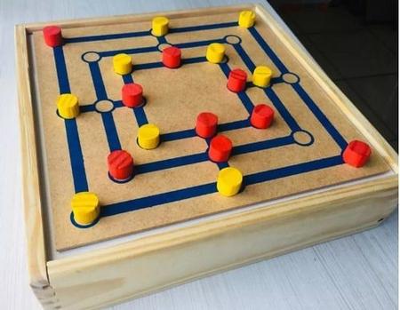 Jogos 5 em 1 Dama Xadrez Ludo Jogo Da Velha Trilha - Toy trade - Jogo de  Dominó, Dama e Xadrez - Magazine Luiza