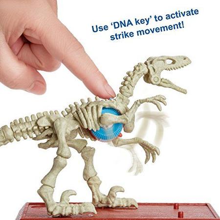 JURASSIC WORLD STEM FOSSIL STRIKERS Velociraptor Jurassic World