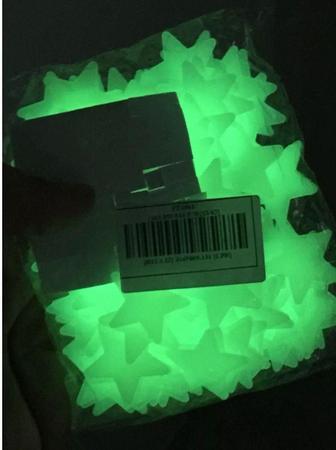 Imagem de kit 100 Estrelas Sortidas Fluorescentes 3 cm Brilha no Escuro Neon Teto Parede