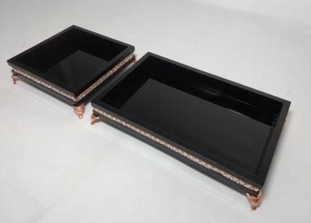 Imagem de Kit 2 Bandejas Mdf Laca Com Strass E Pés Metal