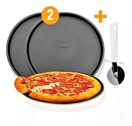 Imagem de Kit 2 Formas 32,5Cm E Cortador Fatiador De Pizza Gourmet