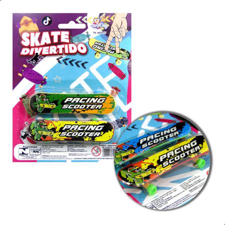 Kit Skate De Dedo 4 Peças Radical Material Reforçado Resistente Menino -  DBRINQ - Skate de Dedo - Magazine Luiza