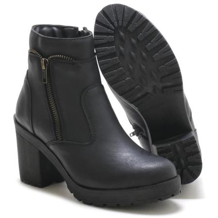 Bota navit shoes tratorada 2025