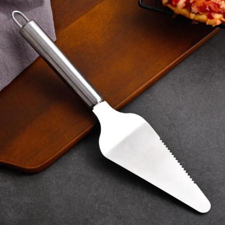 Kit 3 Espátulas Para Bolo Torta Serrilhado Colher Pá Inox - Art House Imagem de Kit 3 Espátulas Para Bolo Torta Serrilhado Colher Pá Inox