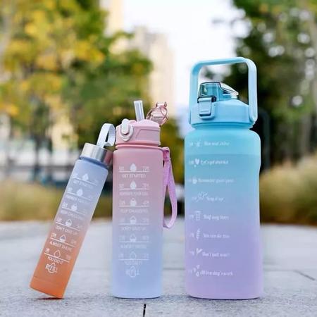 Kit 3 garrafas de água motivacional adesivo 3D novidade - Filó modas -  Squeeze - Magazine Luiza