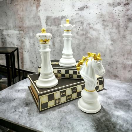 Imagem de kit 3 peças de Enfeite de porcelana de xadrez 18cm