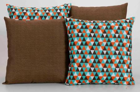 Imagem de Kit 4 Capas de Almofadas Decorativas para Sofá Estampa Marrom com Geométrico Colorido