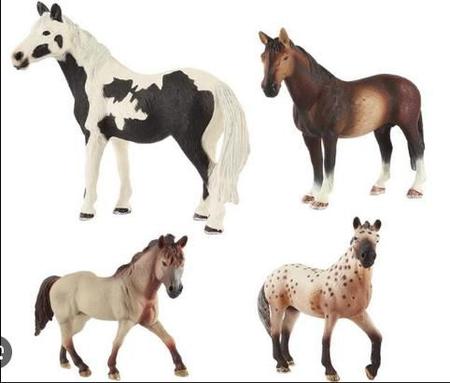 Cavalo de brinquedo realista 10 peças emborrachado + brinde em Promoção na  Americanas