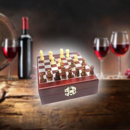 Kit Acessórios Vinho Com Jogo Xadrez 2 em 1 Presentes Criativos Aniversário  Dia Dos Pais Mães Abridor Saca Rolha Termômetro Tampa Estojo - UnyHome -  Bar e Acessórios - Magazine Luiza