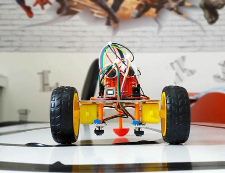 Imagem de Kit Arduino Robô Seguidor de Linha ou Faixa