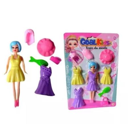 Kit Brinquedo Jogo Da Moda Boneca Com Roupas E Acessórios Fashion 9 Pçs em  Promoção na Americanas