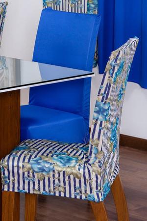 Imagem de Kit Capa de Cadeira 4 Peças Sala de Jantar Protege o Estofado Renova o Visual Malha Gel Mista 3 Floral Azul