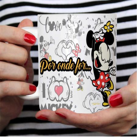 Imagem de Kit Chinelo e Caneca de Cerâmica Dia dos namorados Mickey e Minnie Dança