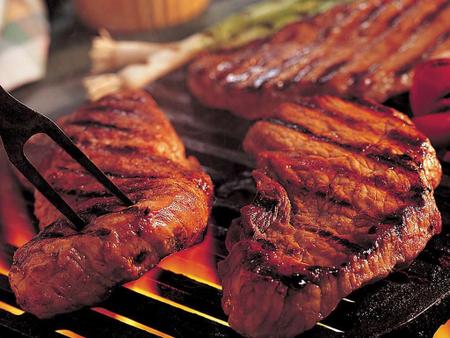 Garfo Trinchante e Faca Para Churrasco Grill Carne em Inox - Casa Tem -  Garfo Trinchante - Magazine Luiza